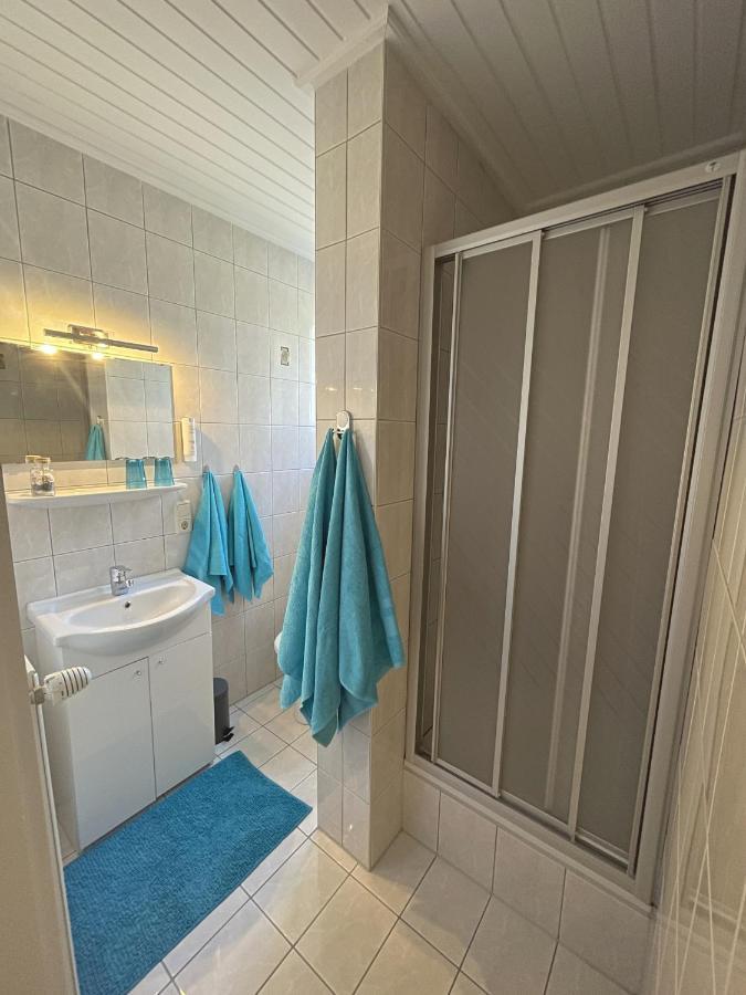 Doppelzimmer mit Balkon